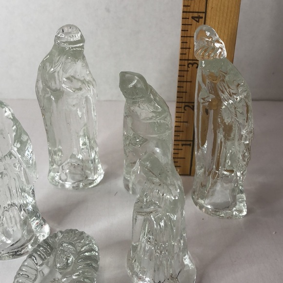 Vintage Clear Glass Nativity Holy Family Wise Men Set of 6 Mary Joseph Jesus - Picture 2 of 3